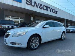 Bianco Usata 2011 Opel Insignia Cosmo Station wagon | 3900 € (Buon prezzo)
