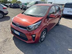 Rosso Usata 2023 Kia Picanto Urban Due volumi | 11.900 € (Buon prezzo)
