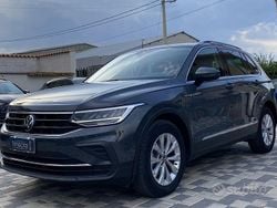 Grigio Usata 2024 VW Tiguan Life SUV | 30.900 € (Super prezzo)