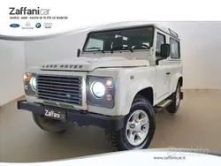 Bianco Usata 2012 Land Rover Defender SUV | 34.900 € (Ottimo prezzo)