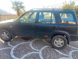 Usata 1999 Honda CR-V SUV | 1800 € (Molto cara)