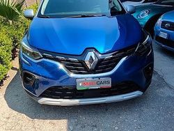 Blu Usata 2022 Renault Captur SUV | 16.500 € (Buon prezzo)