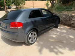 Usata 2004 Audi A3 Tre volumi | 2500 € (Cara)