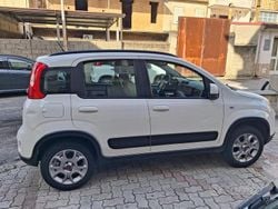 Usata 2015 Fiat Panda 4x4 Due volumi | 7800 € (Cara)