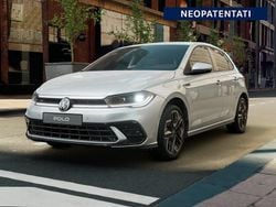 Reflex silver metallizzato Nuova 2025 VW Polo R-line Plus Tre volumi | 28.340 € (Buon prezzo)