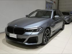 Argento Usata 2021 BMW 520 M Sport Station wagon | 32.500 € (Buon prezzo)