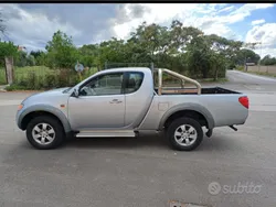 Usata 2006 Mitsubishi L200 Pick-up | 16.800 € (Molto cara)