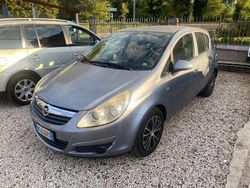 Grigio Usata 2008 Opel Corsa Enjoy Tre volumi | 3300 € (Buon prezzo)