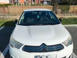 Bianco Usata 2012 Citroën C4 Attraction Tre volumi | 3950 € (Buon prezzo)