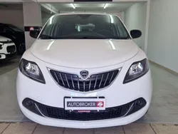 Bianco pastello Nuova 2024 Lancia Ypsilon S Due volumi | 15.000 € (Buon prezzo)