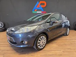 Grigio scuro Usata 2010 Ford Fiesta Titanium Due volumi | 2900 € (Buon prezzo)