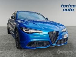 Blu Nuova 2025 Alfa Romeo Giulia Tre volumi | 47.900 € (Buon prezzo)