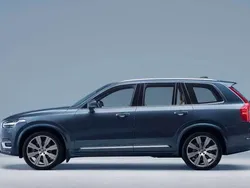 Blu/azzurro Usata 2022 Volvo XC90 Executive SUV | 49.500 €