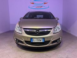 Oro Usata 2007 Opel Corsa Cosmo Tre volumi | 2990 € (Buon prezzo)