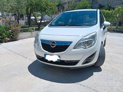Bianco Usata 2011 Opel Meriva Monovolume | 4300 € (Buon prezzo)