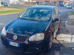 Nero Usata 2007 VW Golf V Due volumi | 2800 €