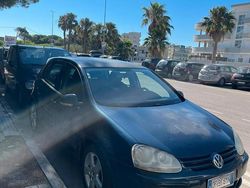 Blu Usata 2007 VW Golf V Sportline Tre volumi | 4000 € (Cara)