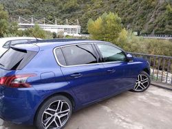 Blu Usata 2017 Peugeot 308 Allure Tre volumi | 12.500 € (Buon prezzo)