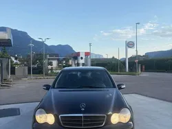 Usata 2001 Mercedes C200 Classic Tre volumi | 1500 € (Super prezzo)