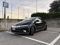 Usata 2006 Honda Civic Elegance Tre volumi | 3350 € (Buon prezzo)