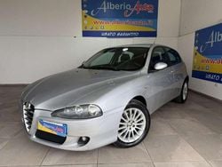 Argento Usata 2005 Alfa Romeo 147 Distinctive Due volumi | 2300 € (Buon prezzo)
