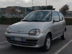 Usata 2006 Fiat 600 Due volumi | 1600 € (Buon prezzo)