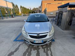 Grigio Usata 2009 Opel Corsa Selection Due volumi | 3200 € (Buon prezzo)