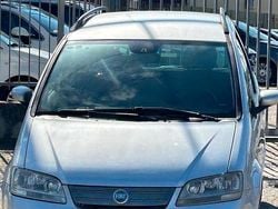 Grigio Usata 2007 Fiat Idea Monovolume | 3650 € (Buon prezzo)