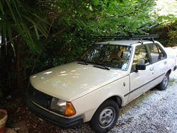 Marrone Usata 1970 Renault R18 Tre volumi | 3000 €