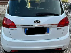 Usata 2016 Kia Venga 2 Due volumi | 4300 € (Cara)