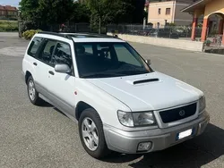 Usata 2000 Subaru Forester SUV | 8700 €