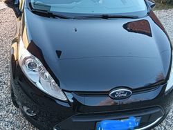 Nero Usata 2008 Ford Fiesta Titanium Due volumi | 4500 € (Molto cara)