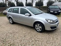 Argento Usata 2006 Opel Astra Cosmo Station wagon | 2699 € (Buon prezzo)