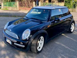 Nero Usata 2004 Mini Cooper Due volumi | 1900 € (Buon prezzo)
