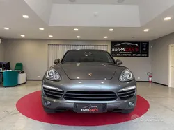 Grigio Usata 2011 Porsche Cayenne SUV | 17.500 € (Buon prezzo)