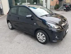 Nero Usata 2018 Peugeot 108 Allure Due volumi | 9300 € (Buon prezzo)