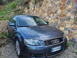 Usata 2003 Audi A3 Ambition Tre volumi | 2500 € (Buon prezzo)