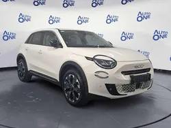 Bianco Usata 2024 Fiat 600 La Prima SUV | 21.690 € (Ottimo prezzo)