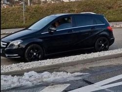 Nero Usata 2015 Mercedes B200 Monovolume | 10.000 €