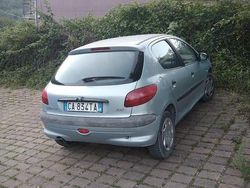 Grigio Usata 2002 Peugeot 206 Tre volumi | 800 €