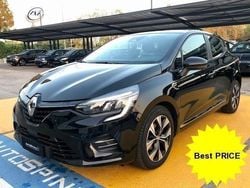 Nero Usata 2021 Renault Clio V LIMITED Station wagon | 15.990 €