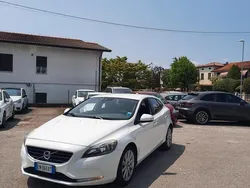 Bianco Usata 2012 Volvo V40 Momentum Station wagon | 4800 € (Buon prezzo)