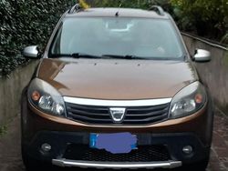 Marrone Usata 2012 Dacia Sandero Stepway Tre volumi | 4500 €