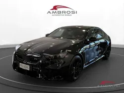 Carbon black metallizzato Nuova 2025 BMW M5 Comfort Edition Tre volumi | 128.700 € (Buon prezzo)