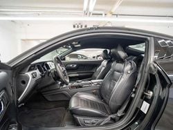 Nero Usata 2016 Ford Mustang Fastback Coupé | 23.477 € (Ottimo prezzo)