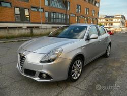 Argento Usata 2013 Alfa Romeo Giulietta Due volumi | 7450 € (Buon prezzo)