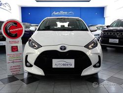 Bianco Usata 2021 Toyota Yaris Hybrid Business Edition Due volumi | 16.900 € (Buon prezzo)