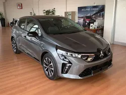 Grigio Usata 2024 Mitsubishi Colt Invite Tre volumi | 14.990 € (Ottimo prezzo)
