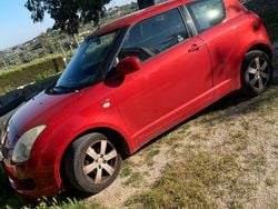 Rosso Usata 2009 Suzuki Swift Due volumi | 2850 €