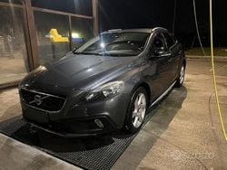 Grigio Usata 2014 Volvo V40 CC Momentum Station wagon | 7400 €